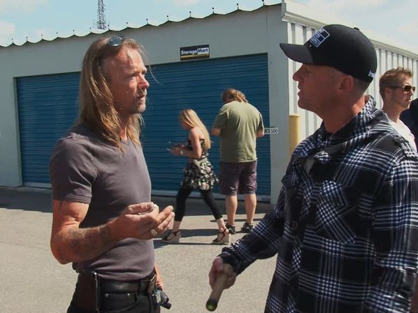 Storage Wars: Northern Treasures - All Out Storage War