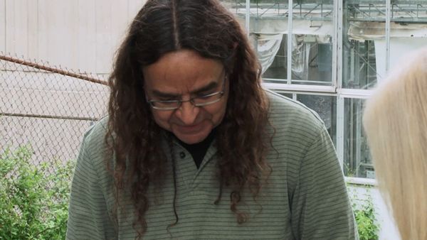 Storage Wars: Northern Treasures - It's Like Archaelogy, You Dig?