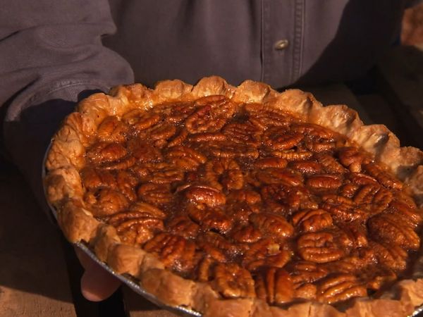 Pitchin' In - Pecans