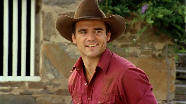 McLeod's Daughters - Suspicious Minds
