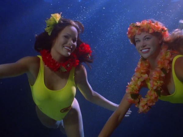 Baywatch Hawaii - Lines in the Sand