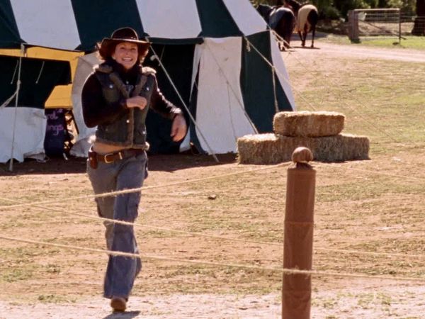 McLeod's Daughters - Knight In Shinning Armour