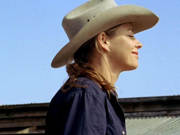 McLeod's Daughters - Bloodlines