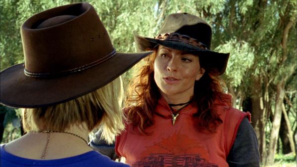 McLeod's Daughters - Returned Favour