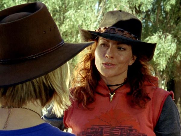 McLeod's Daughters - Returned Favour
