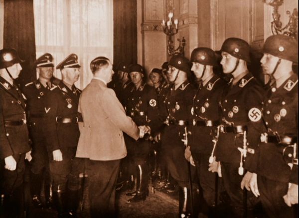 Hitler's Bodyguard - Bombs and Paranoia