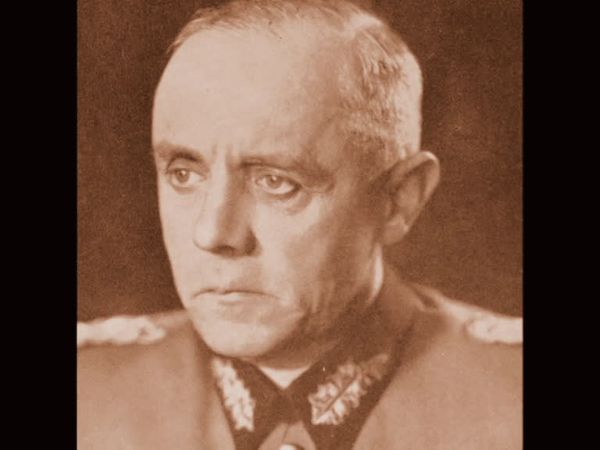 Hitler's Bodyguard - Attempt to Kill Hitler at the Wolf's Lair