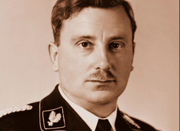 Hitler's Bodyguard - Kill the New Chancellor