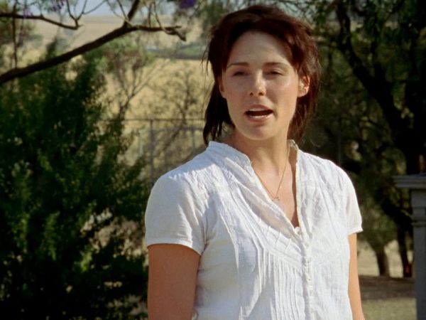McLeod's Daughters - Flesh And Stone