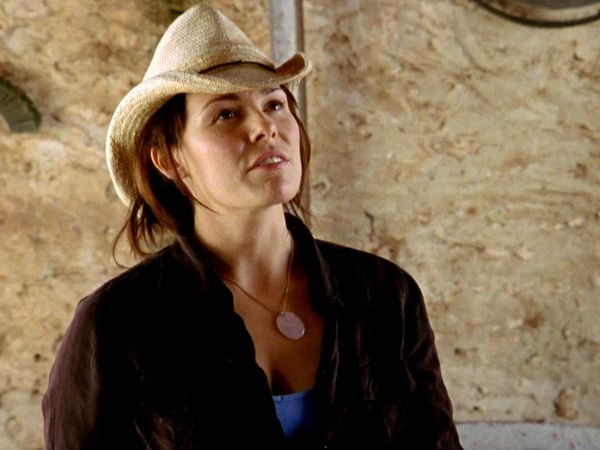 McLeod's Daughters - Grace Under Fire