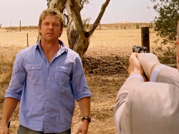 McLeod's Daughters - Into Thin Air