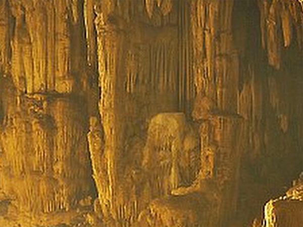 Weird Tales - The Desert's Lost River of Gold
