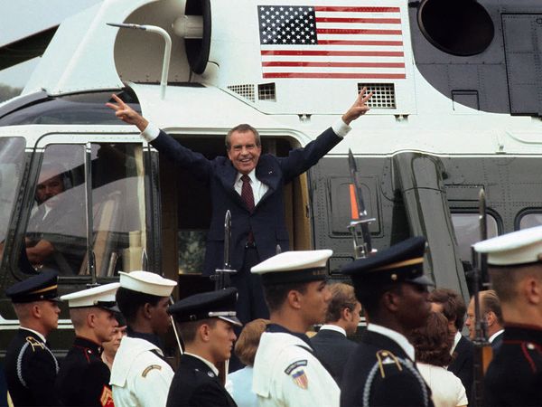 The Seventies - Los Estados Unidos versus Nixon