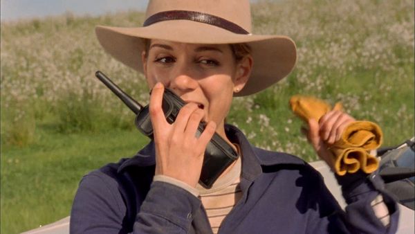 McLeod's Daughters - Do you read me ….?