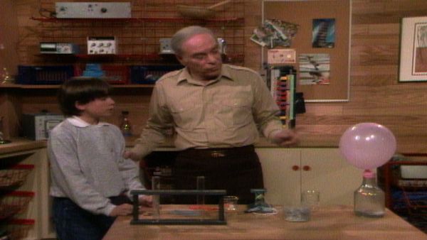 Mr. Wizard's World - Homemade Hydrogen, Baloon Into Bottle and more