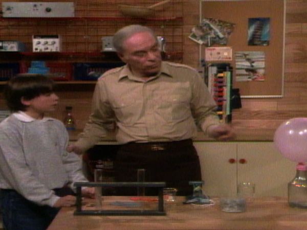 Mr. Wizard's World - Homemade Hydrogen, Baloon Into Bottle and more