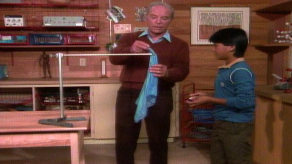 Mr. Wizard's World - Fishing Bears, Flight Simulator and more