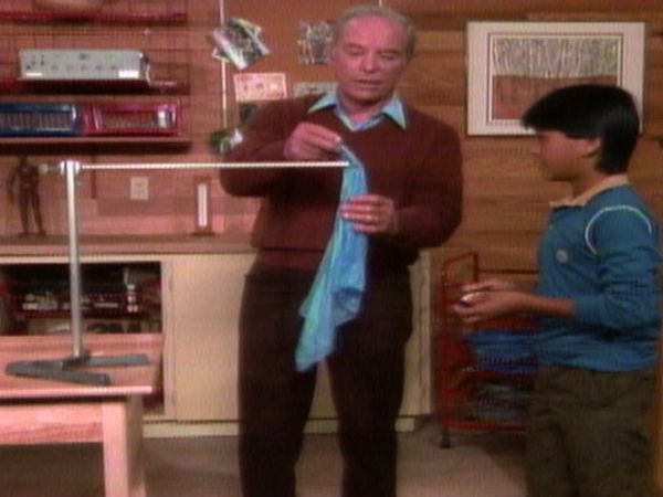 Mr. Wizard's World - Fishing Bears, Flight Simulator and more