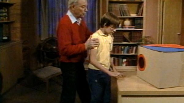 Mr. Wizard's World - Pepper's Ghost, Card Tricks and more