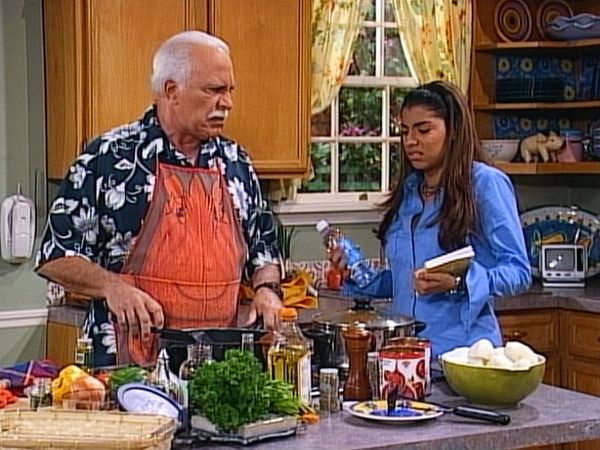 Taina - Abuelo Tiene Razon