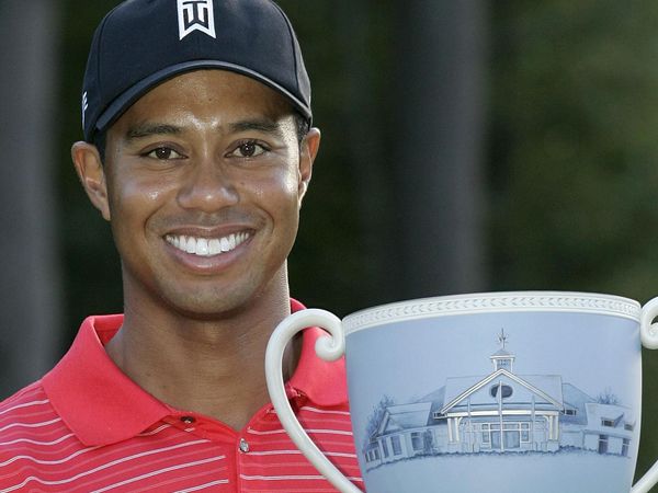 Tiger Woods - Tiger Woods wins 2006 Deutsche Bank Championship