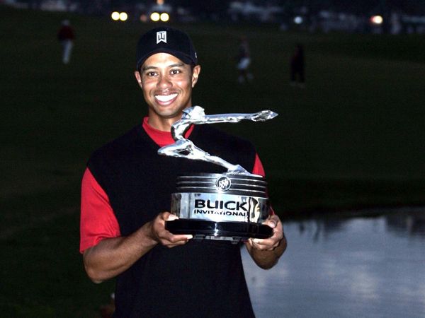 Tiger Woods - Tiger Woods wins 2005 Buick Invitational