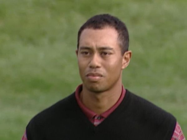 Tiger Woods - Tiger Woods wins 2002 WGC-American Express Championship