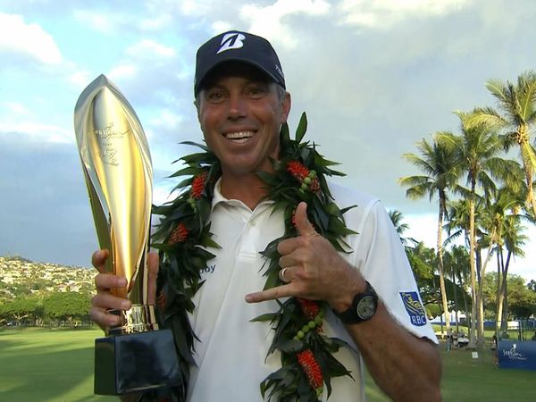 PGA TOUR Rewind 2018-2019 Season - Matt Kuchar wins the 2019 Sony Open in Hawaii