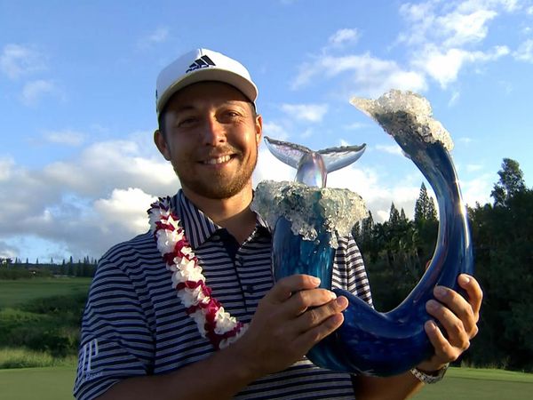 PGA TOUR Rewind 2018-2019 Season - Xander Schauffele wins the 2019 Sentry Tournament of Champions