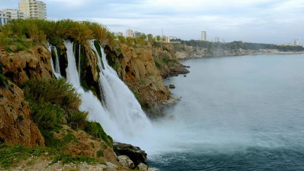 El Mundo Es Tuyo - Bath –Colombia – Antalya