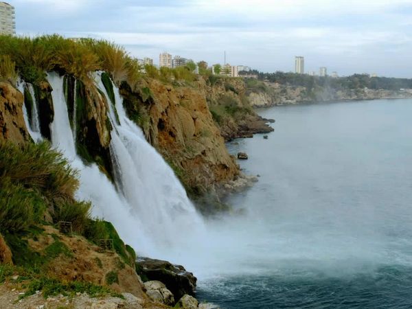 El Mundo Es Tuyo - Bath –Colombia – Antalya