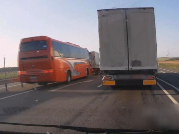 Car Crash TV - Episodio 10