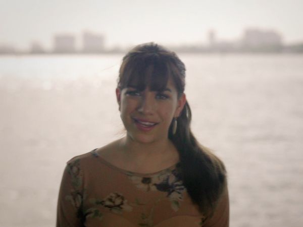 SwipeDate - Fernanda se deja consentir