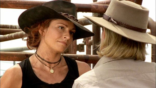 McLeod's Daughters - Betwixt and Between