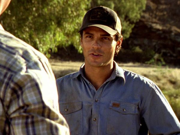 McLeod's Daughters - 12 and a Half Hours Behind