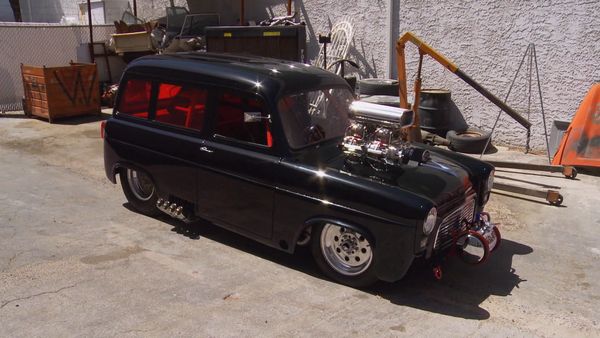 Locos Por los Autos - Negro, blanco y bólido en todas partes