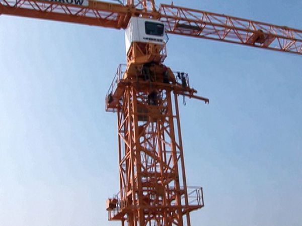 Mega Movers - La Grúa-torre