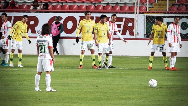 Fuerza Necaxa - Duro comienzo
