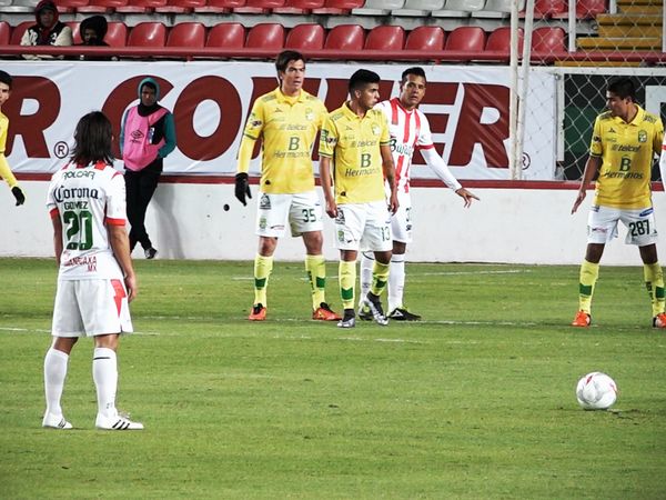 Fuerza Necaxa - Duro comienzo
