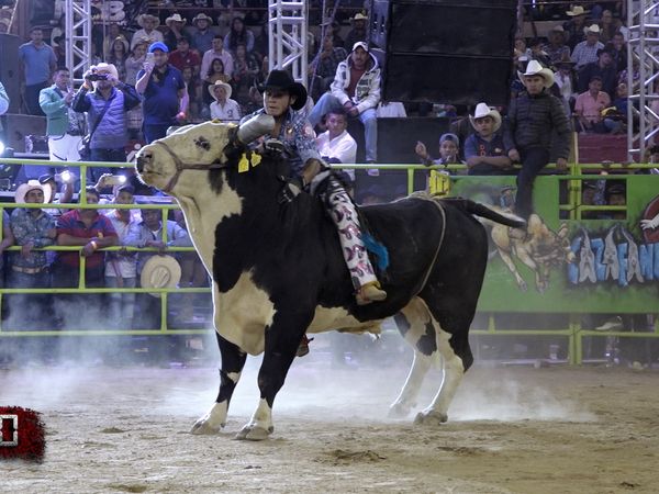 Liga Mexicana de Jaripeo Profesional - 11