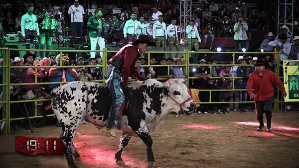 Liga Mexicana de Jaripeo Profesional - 10