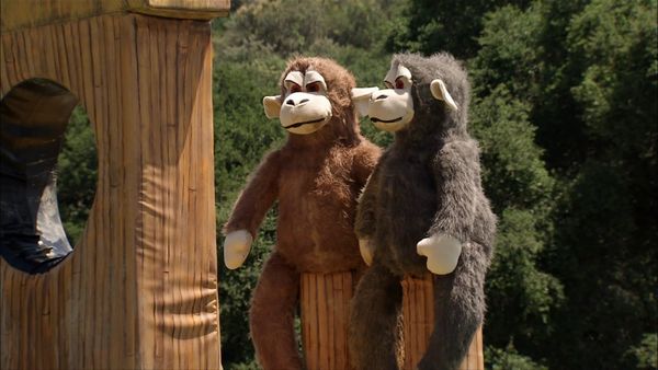 Wipeout USA - Bucking Broncos & Jiggling Monkeys