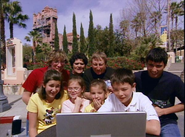 Extreme Makeover Home Edition - La Familia Collins