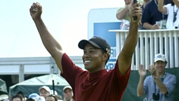Tiger Woods - Tiger Woods wins 2003 WGC-American Express Championship