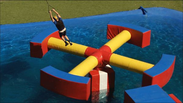 Wipeout USA - Gorila en el medio