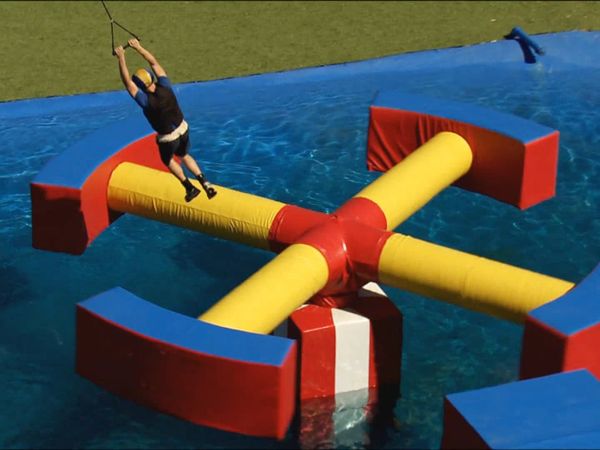 Wipeout USA - Gorila en el medio