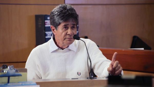 Escándalos - El color de la ley
