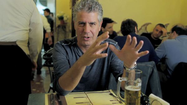 Anthony Bourdain: No Reservations - Nápoles