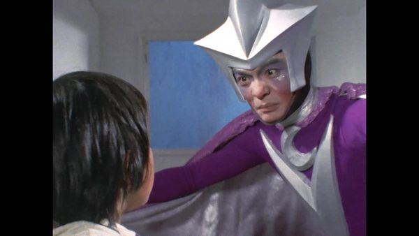 Ultraman Leo - The Rhinoceros Beetle Is A Space Invader