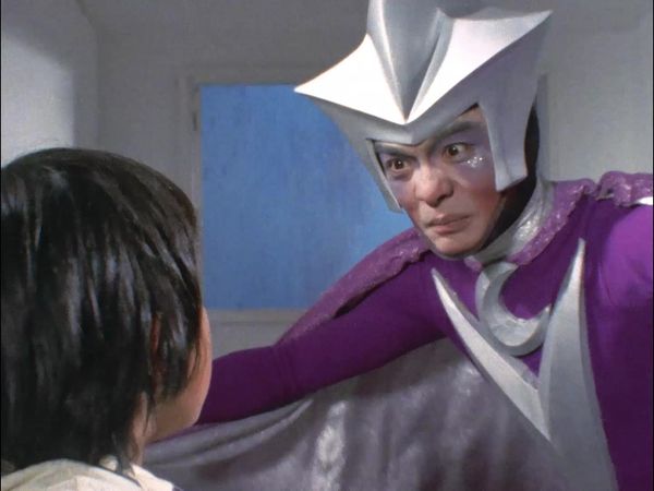 Ultraman Leo - The Rhinoceros Beetle Is A Space Invader